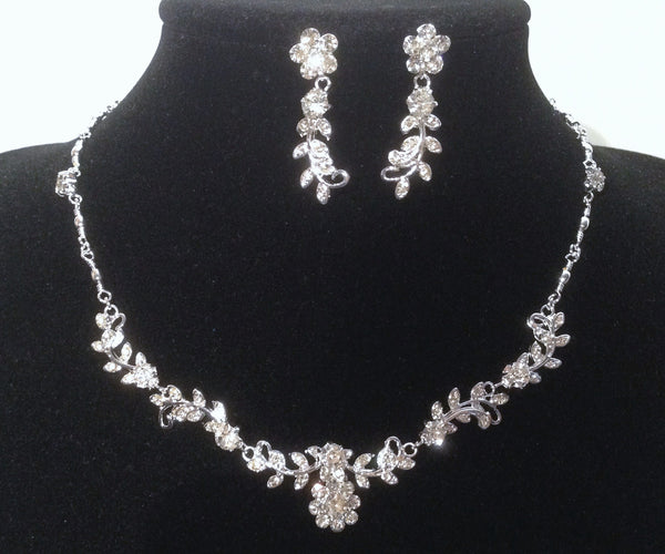 UK-Sparkling White Crystal Bridal Wedding formal function necklace set -SR2865
